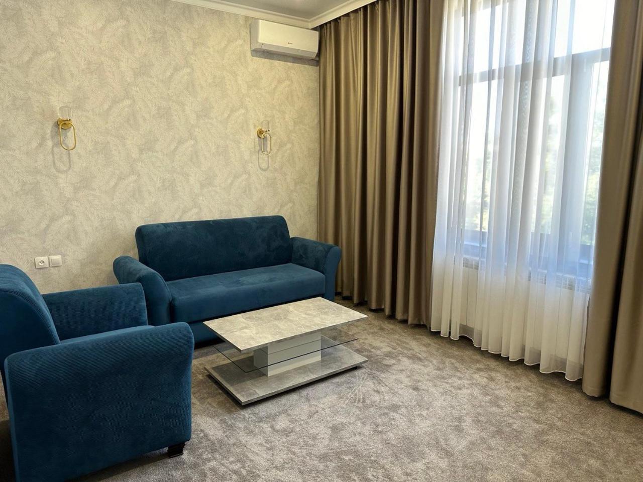 טרז Grand Way Hotel מראה חיצוני תמונה