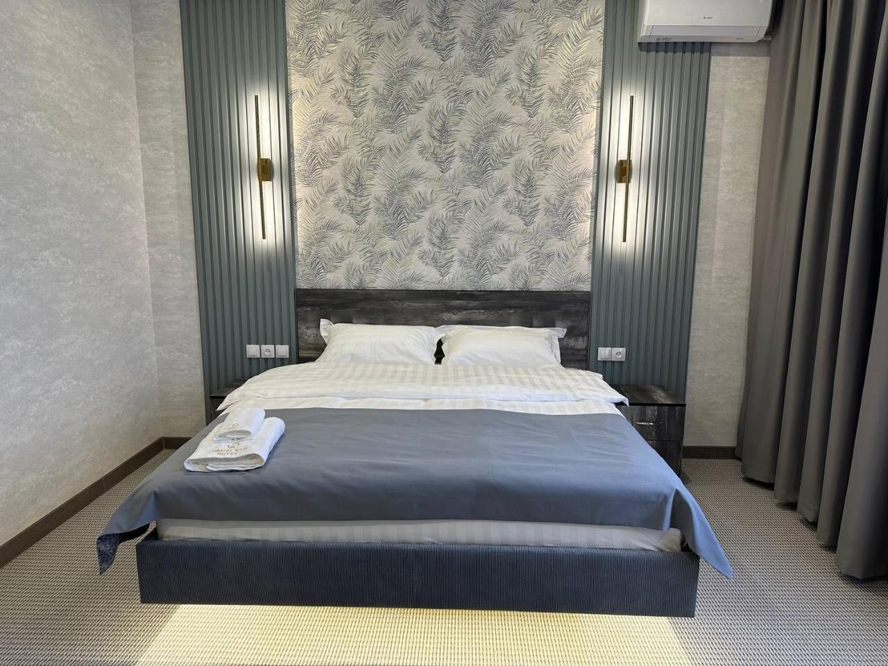 טרז Grand Way Hotel מראה חיצוני תמונה